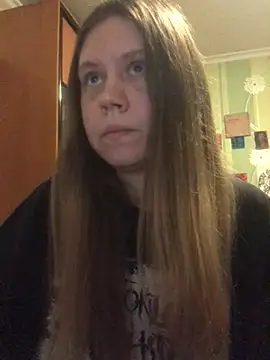 LunaVirelle online show from 04-03-26, 06:28