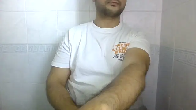 Snapshot of sci69 chatting on 05-15-26, 03:30 sci69 online show from 05-15-26, 03:30