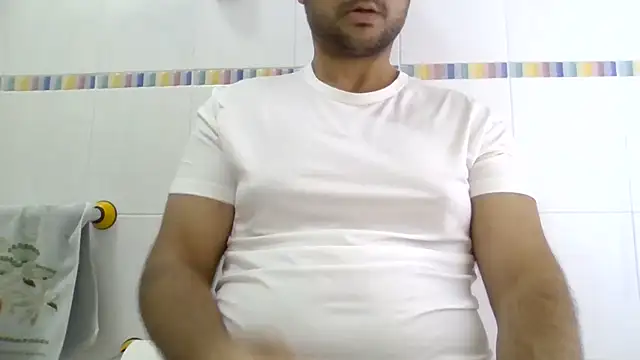 Snapshot of sci69 chatting on 06-07-26, 04:22 sci69 online show from 06-07-26, 04:22