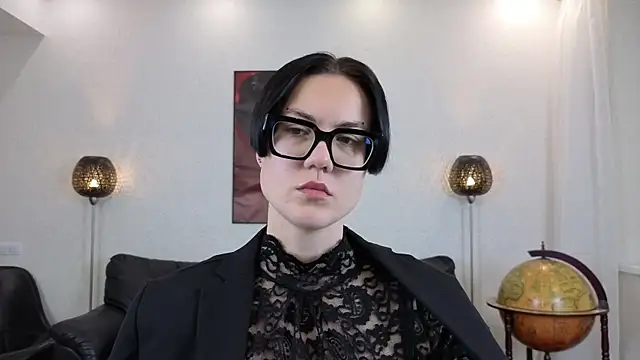 Snapshot of Marie_Fitch chatting on 05-25-26, 01:00 Marie Fitch online show from 05-25-26, 01:00