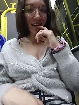 Lucy colee online show from 11-17-25, 12:27