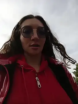 Lucy colee online show from 02-14-26, 09:44