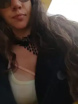 Lucy colee online show from 04-06-26, 05:58