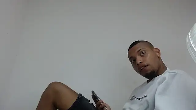 Snapshot of drako_monster chatting on 02-18-26, 09:55 drako monster online show from 02-18-26, 09:55