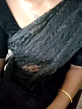 Tamilmallu-duskygirl03 online show from 11-17-25, 06:30