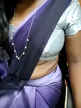 Snapshot of Tamilmallu-duskygirl03 chatting on 02-01-26, 07:29 Tamilmallu-duskygirl03 online show from 02-01-26, 07:29