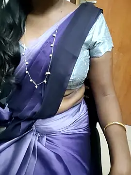 Snapshot of Tamilmallu-duskygirl03 chatting on 02-01-26, 07:34 Tamilmallu-duskygirl03 online show from 02-01-26, 07:34