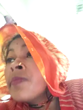 Snapshot of Co_punam chatting on 12-20-25, 01:23 Co punam online show from 12-20-25, 01:23