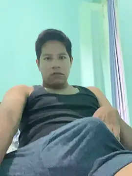 Lukein23 online show from 12-20-25, 04:36