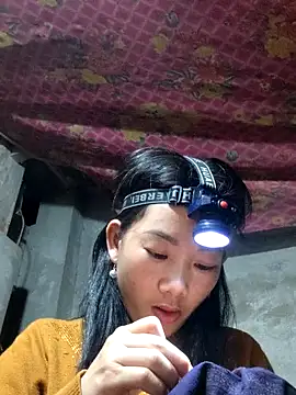 gio-thu online show from 02-18-26, 09:00