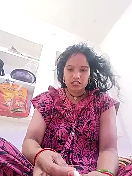 Snapshot of Cuty_tanya chatting on 05-17-26, 02:09 Cuty tanya online show from 05-17-26, 02:09