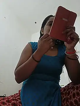 Snapshot of Cuty_tanya chatting on 07-07-26, 04:11 Cuty tanya online show from 07-07-26, 04:11