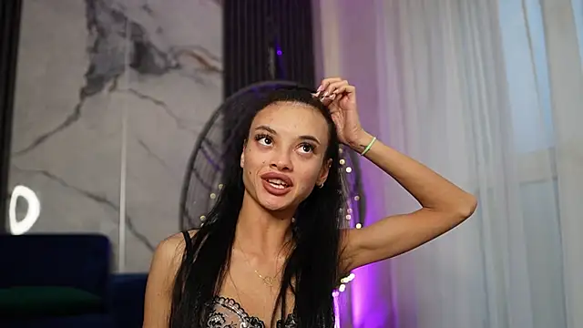 RachelRavee online show from 11-14-25, 05:28