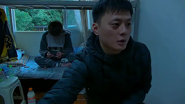 KK-cuteboy online show from 12-15-25, 08:40