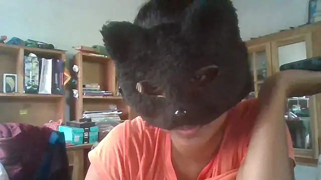 Nora-2003 online show from 04-10-26, 03:23