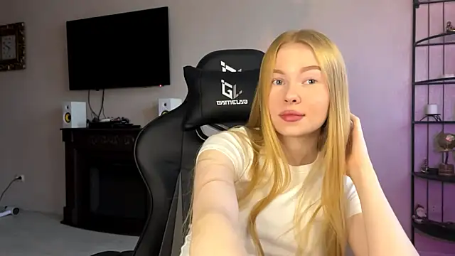 RaguelNicksons online show from 11-03-25, 04:25