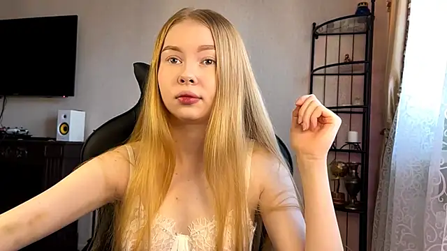 RaguelNicksons online show from 11-20-25, 06:24