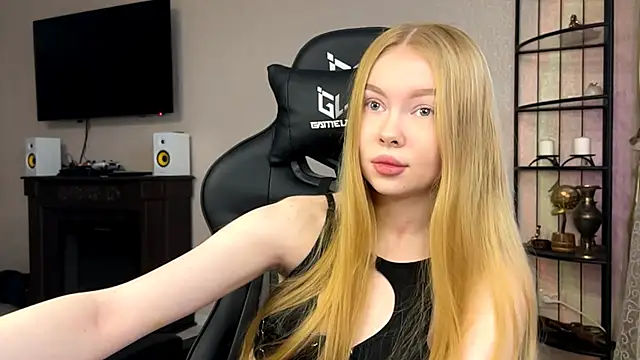 RaguelNicksons online show from 11-28-25, 06:38