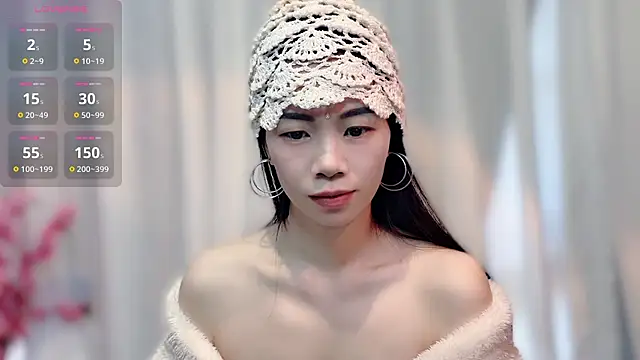 Snapshot of Lynnalltop-165-KeKe chatting on 01-06-26, 07:01 Lynnalltop-165-KeKe online show from 01-06-26, 07:01