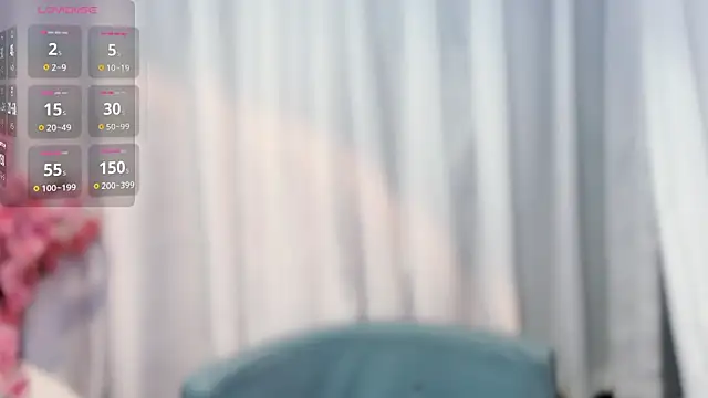 Snapshot of Lynnalltop-165-KeKe chatting on 01-15-26, 12:32 Lynnalltop-165-KeKe online show from 01-15-26, 12:32