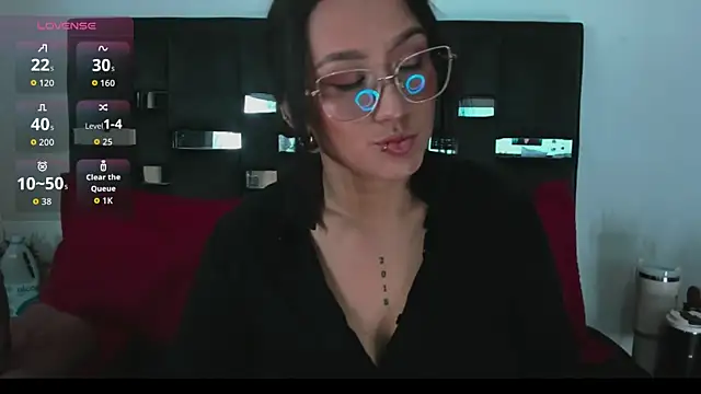 SussySunny  online show from 04-11-26, 04:17