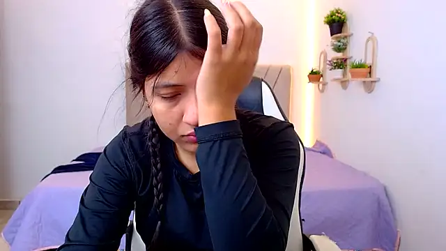 zara cute online show from 06-30-26, 12:06