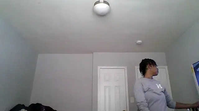 Snapshot of dezzidavill chatting on 02-10-26, 04:11 dezzidavill online show from 02-10-26, 04:11