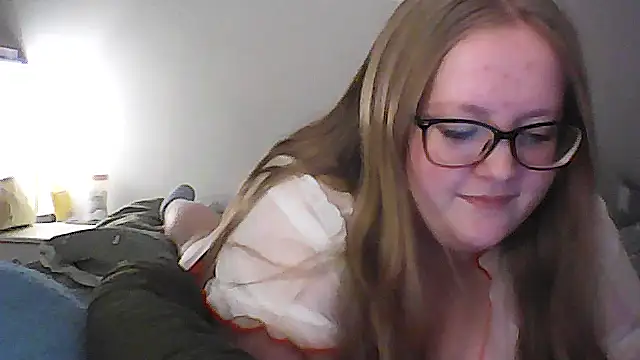 Lilylovex online show from 10-13-25, 10:10