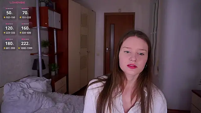 Snapshot of SunRinglein chatting on 02-14-26, 06:48 SunRinglein online show from 02-14-26, 06:48