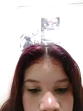 Snapshot of Redheadqueen chatting on 10-11-25, 04:22 Redheadqueen online show from 10-11-25, 04:22