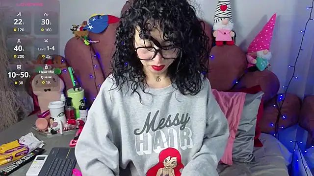 CHIARAJJONES online show from 01-07-26, 12:29