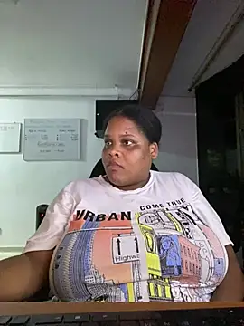 Snapshot of gabrielabrunette69 chatting on 01-15-26, 12:04 gabrielabrunette69 online show from 01-15-26, 12:04