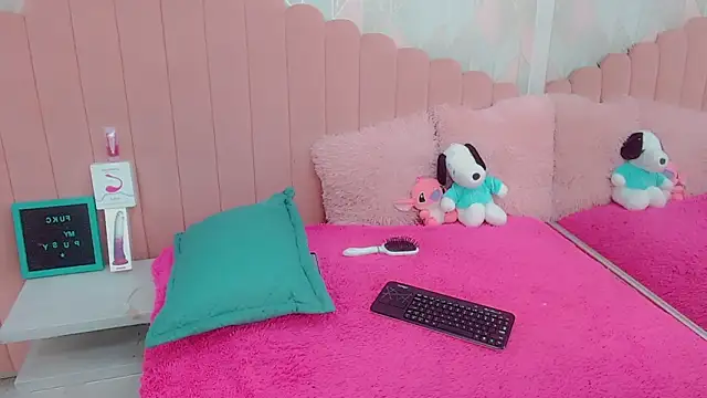 Snapshot of party_girl_skiny chatting on 03-15-26, 03:34 party girl skiny online show from 03-15-26, 03:34