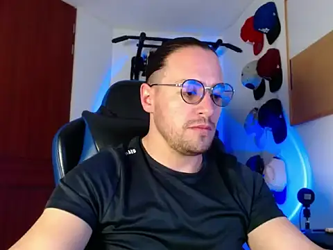 kurt xx online show from 11-24-25, 03:34