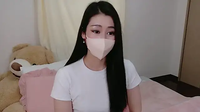 Snapshot of Ran_2323 chatting on 01-08-26, 02:03 Ran 2323 online show from 01-08-26, 02:03