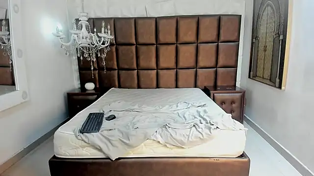 Snapshot of MorenitoDigno chatting on 01-08-26, 06:43 MorenitoDigno online show from 01-08-26, 06:43