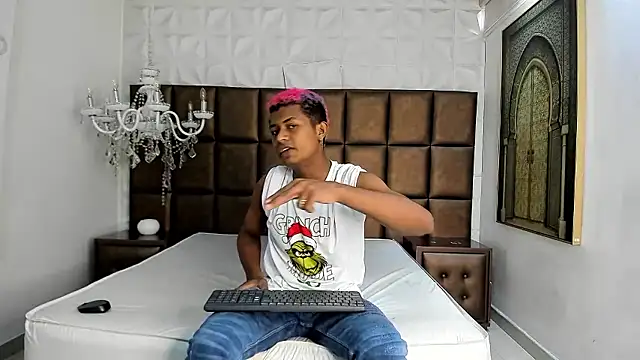 Snapshot of MorenitoDigno chatting on 01-11-26, 06:46 MorenitoDigno online show from 01-11-26, 06:46