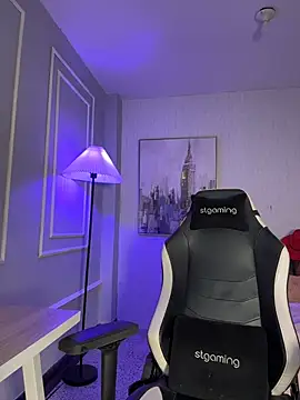 HoneyMollyX online show from 04-09-26, 01:05