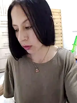 you yuyuu online show from 11-21-25, 09:57