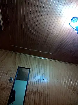 Snapshot of Tophe1 chatting on 10-12-25, 08:13 Tophe1 online show from 10-12-25, 08:13