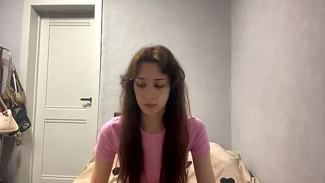 WildPeachh online show from 10-23-25, 06:06