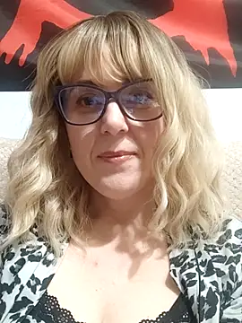 Amelialove42 online show from 03-14-26, 08:58