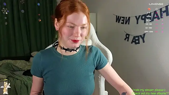 Snapshot of GingerCute chatting on 01-11-26, 01:27 GingerCute online show from 01-11-26, 01:27