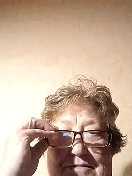 Snapshot of Katherine735 chatting on 10-11-25, 09:57 Katherine735 online show from 10-11-25, 09:57