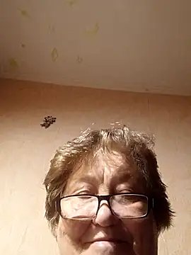 Snapshot of Katherine735 chatting on 10-16-25, 10:22 Katherine735 online show from 10-16-25, 10:22