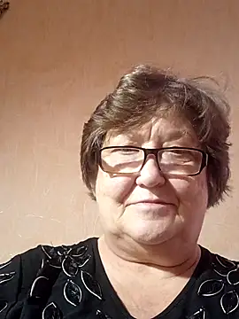 Snapshot of Katherine735 chatting on 11-16-25, 08:20 Katherine735 online show from 11-16-25, 08:20