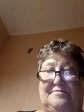 Snapshot of Katherine735 chatting on 11-18-25, 09:30 Katherine735 online show from 11-18-25, 09:30