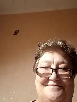 Snapshot of Katherine735 chatting on 11-28-25, 07:16 Katherine735 online show from 11-28-25, 07:16