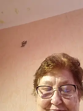 Snapshot of Katherine735 chatting on 06-14-26, 05:31 Katherine735 online show from 06-14-26, 05:31