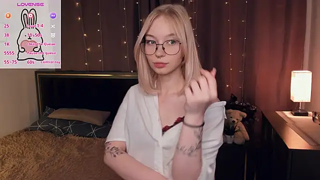 CleoStier online show from 10-10-25, 07:13